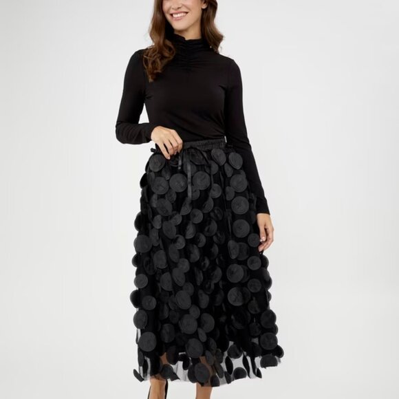 Textured Circle Midi Skirt - Picture 4 of 4